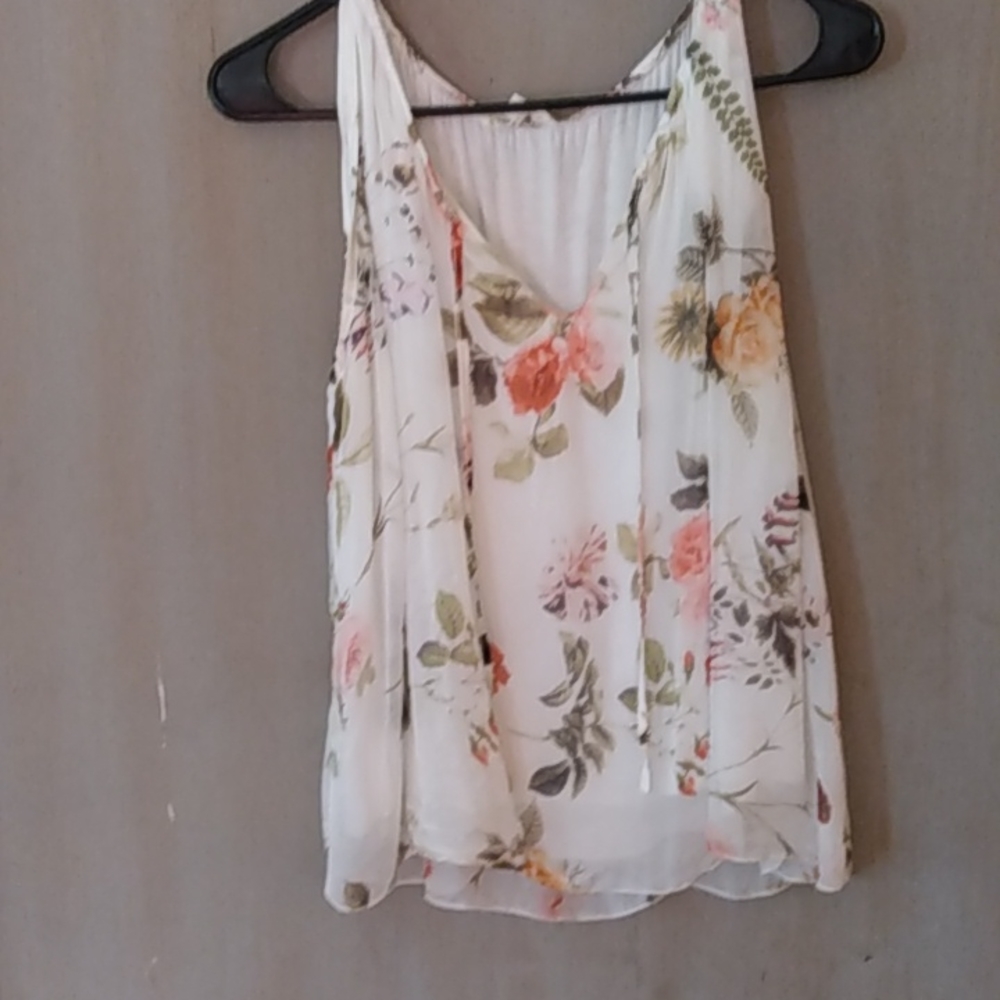 Belle France size S floral top